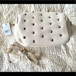 NWT✨Off-White Purse 🎆3/$20🎆